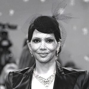 Exquisite Simple Elegance Black Dotted Lace Veil Fascinator a Celebrity Favorite